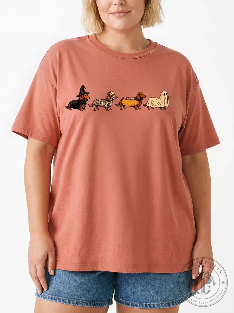 Halloween Graphic Tee with Vintage Dachshund Costumes Oversized T-Shirt